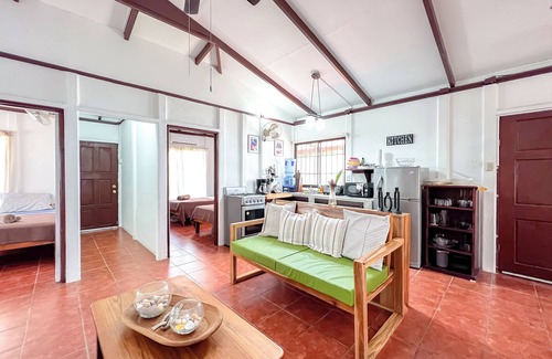 Cahuita Casa | Casa Quixote - 3 Bed, AC, Steps to Town
