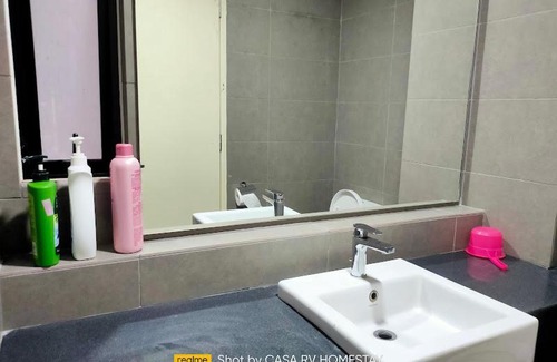 Kajang Casa | Casa R.V homestay