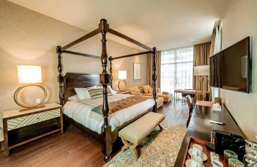 San Miguel de Allende Hotel | Casa Raíces Hotel Luxury & Viñedo