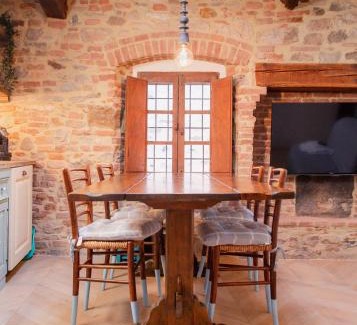 Suvereto Apartamento | Casa Raffaella 2 Tuscan charm in medieval Suvereto