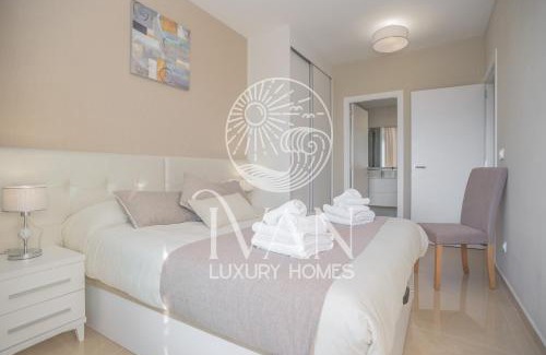 Cabanes Apartamento | Casa Ralf Ivan Luxury Homes 9ªPlta Sur 1ªLinea
