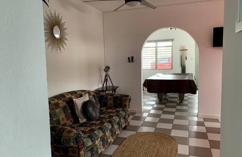Puntas Apartamento | Casa Ramé- Retro-Chic Apt with Pool Table and Panoramic View