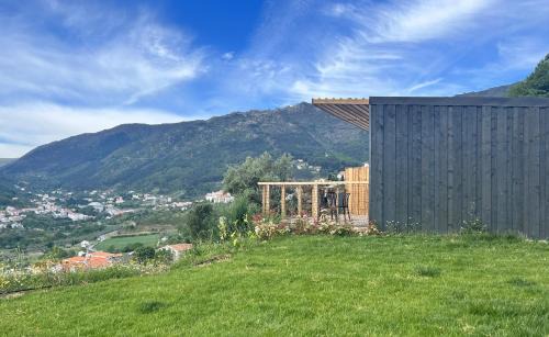 Manteigas Cabina | Casa Raposa Lodges - Terrace Mountain View