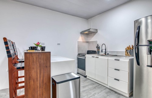 Limón Casa | Casa Razas II - An Intimate Haven for Two
