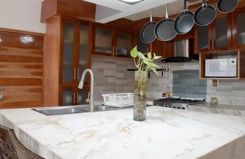 San Miguel Casa | Casa Real con tobogán de agua privada