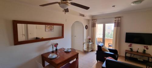 Caserio Los Tarquinos Apartamento | Casa Rebecca, apartment with a poolview