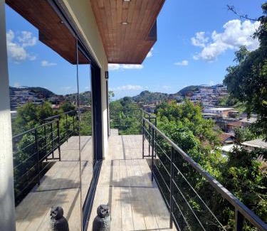 Quitandinha Casa | Casa Recanto da Neblina