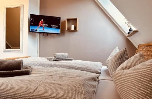 Dittelstedt Apartamento | CASA REHSE I Modernes Apartment I 24h-Self-Check-in I kostenlos Parken & WLAN I Smart&Kabel-TV I ÖPNV