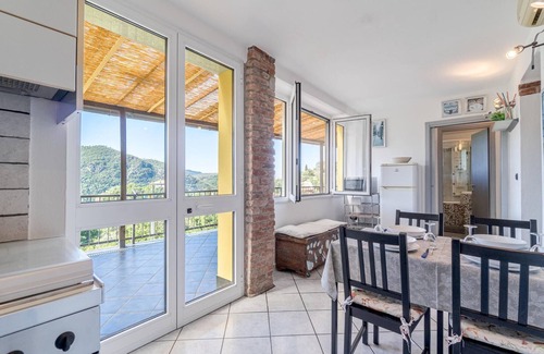 Castiglione Chiavarese Apartamento | Casa Relax in Collina