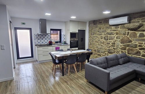 Arcos de Valdevez Casa | Casa Remodelada, Totalmente Equipada, Ideal Para Escapadinha de fim de Semana