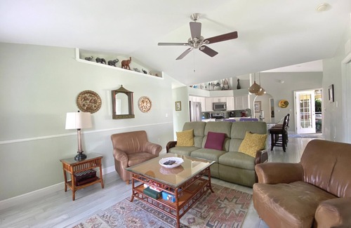 White Marsh Villa | Casa Ricardo, capacidad para 8 personas, piscina privada climatizada, Rotonda, Florida