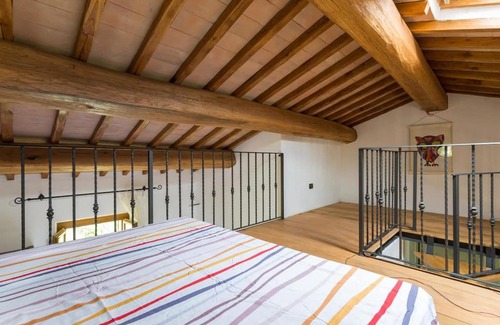 Pale Casa | Casa ridente nella valle del Menotre con giardino