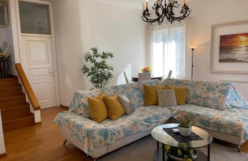 Rezza Casa | Casa Riviera