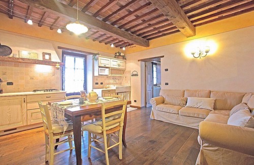 Pieve Fosciana Casa | Casa Robia A, fully refundable with voucher*: A characteristic and welcoming apartment that is part of a villa, surrounded by Garfagnana Valley, with Free WI-FI.