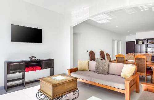 La Paloma Casa | Casa Roble 24 - Playa Arcangel