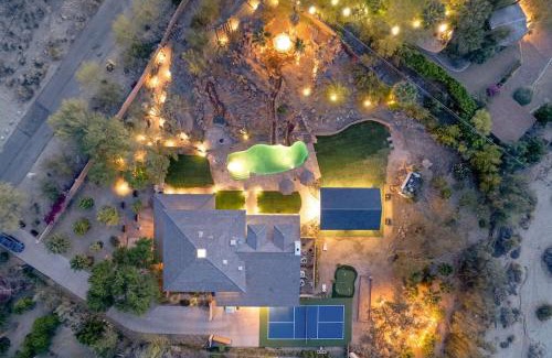 Palm Desert Casa | Casa Roca Experience Luxury Surrounded by Natural Desert Elements