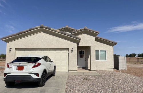 Douglas Casa | Casa Rodriguez: new build overlooking golf course. Three bedroom two bath: