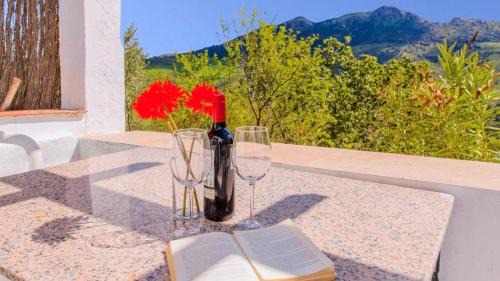 Montecorto Villa | Casa Romantica Montecorto by Ruralidays