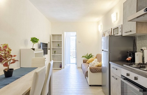 San Lorenzo della Costa Apartamento | Casa Rosa Tre 1b/1b with private parking and garden