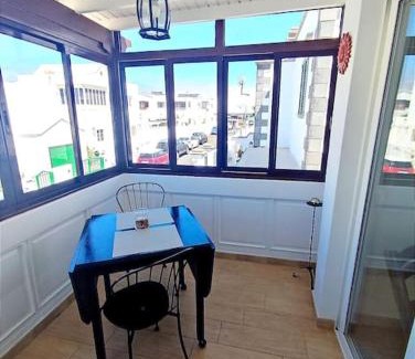 Playa Honda Apartamento | Casa Roshan
