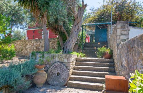 Koutsi Casa | Casa Rossa