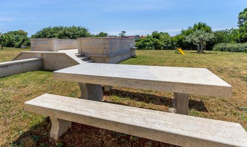 Muntic Apartamento | Casa Rossa