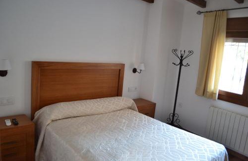 Fuenlabrada de los Montes Casa | Casa Rural La Madroña
