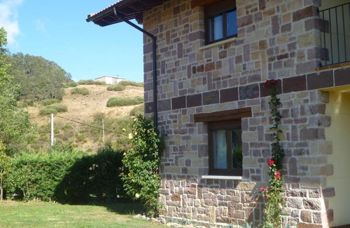 San Salvador de Cantamuda Chalet De Esquí | Casa rural LLOSA Planta PRIMERA y Planta BAJA
