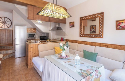 Setenil de las Bodegas Villa | Casa Rural Abril Setenil de las Bodegas by Ruralidays