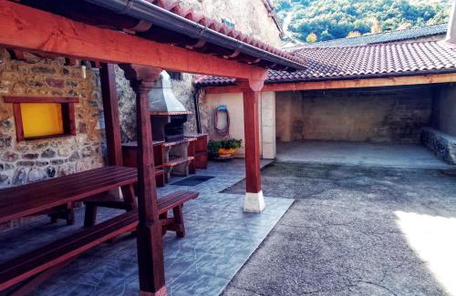 Posada de Valdeon Casa | Casa Rural Burón