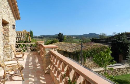 Sant Feliu de Boada Casa | Casa Rural Can Ginesta