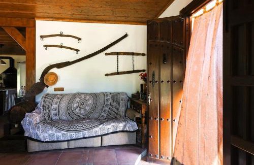 Riogordo Casa | Casa rural con barbacoa y piscina