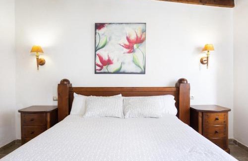 El Guincho Villa | Casa rural con piscina climatizada, barbacoa y Wi-Fi en Icod de los Vinos - ES-279-19