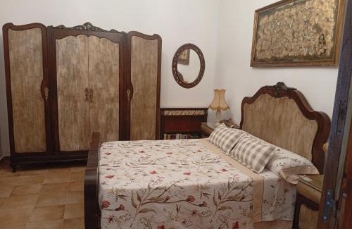 San Carlos del Valle Casa | Casa Rural en San Carlos del Valle- Doña Gumersinda
