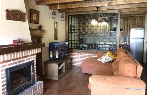 Navalguijo Casa | Casa Rural El Castaño