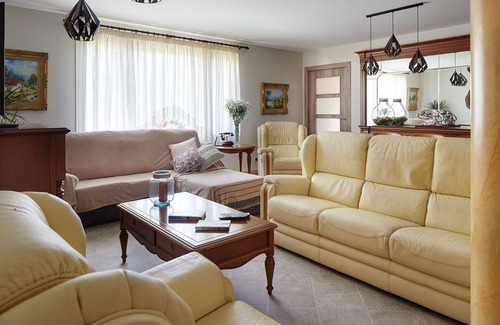 Lasarte-Oria Casa | Casa Rural La Palmera - Landetxea