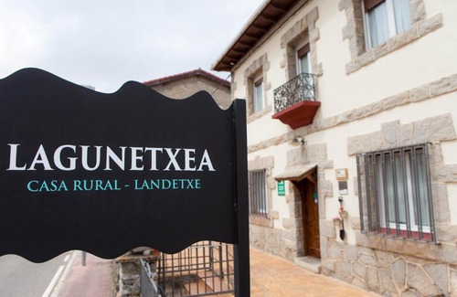 Pobes Casa | Casa Rural Lagun Etxea