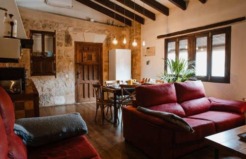 Alcala del Jucar Casa | Casa Rural Las Tinajas de Naya