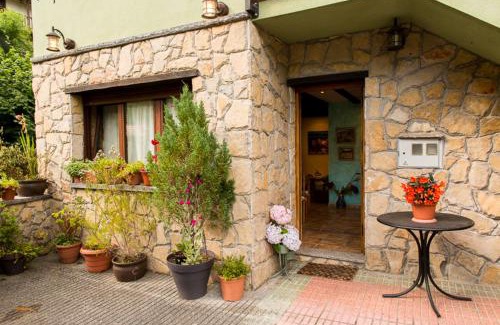 Paniceres Casa | Casa Rural Les Cabañes
