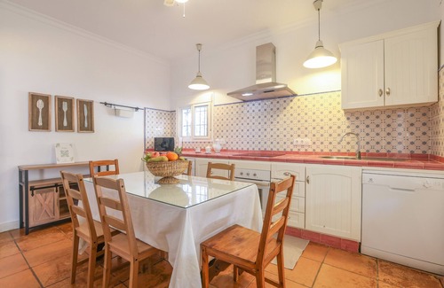 Lora Del Rio Villa | CASA RURAL LOS MENESTRALES - Fabulosa casa de campo con piscina privada - Wifi gratis
