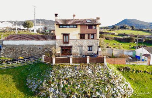 La Horcajada Casa | Casa rural Lucia