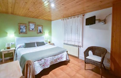 Rialp Casa | Casa Rural Macia - Apartamentos