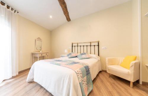 Biescas Cama Y Desayuno | Casa rural MAZA especial grupos