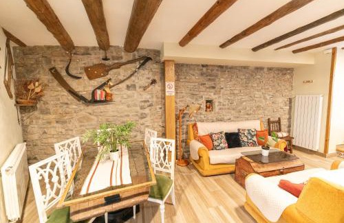 Biescas Cama Y Desayuno | Casa rural MAZA especial grupos