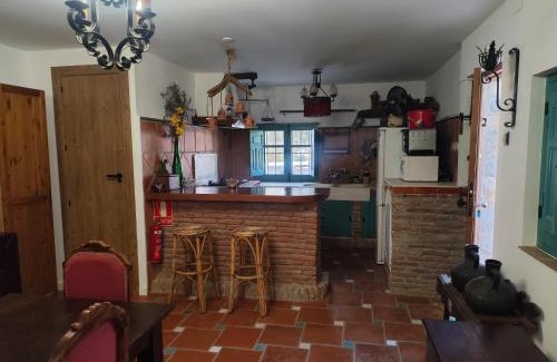 Alhendín Chalet De Esquí | Casa Rural Montevive