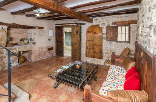 La Fresneda Casa | Casa rural Rosa