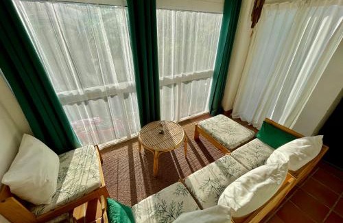 Aracena Casa | Casa Rural Una Ventana a la Montaña