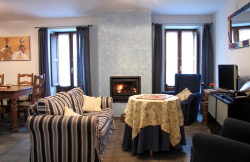 Burgui Casa | Casa Rural Urandi I