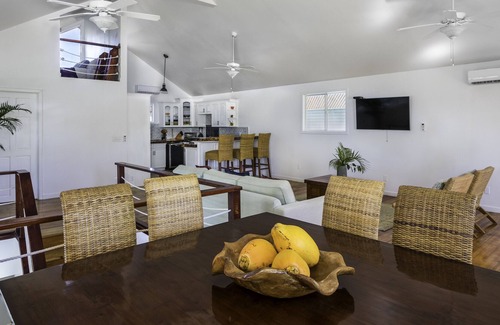 Las Palmas Casa | Casa Santiago, beach front spectacular home!