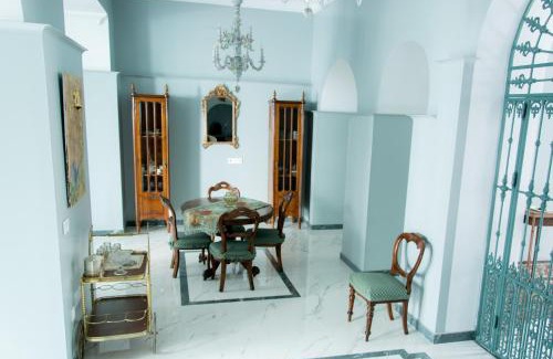 Penaflor Casa | CASA SEÑORIAL CON PISCINA. CASA DONNA ISABEL